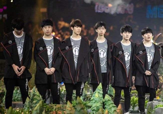为球队争取